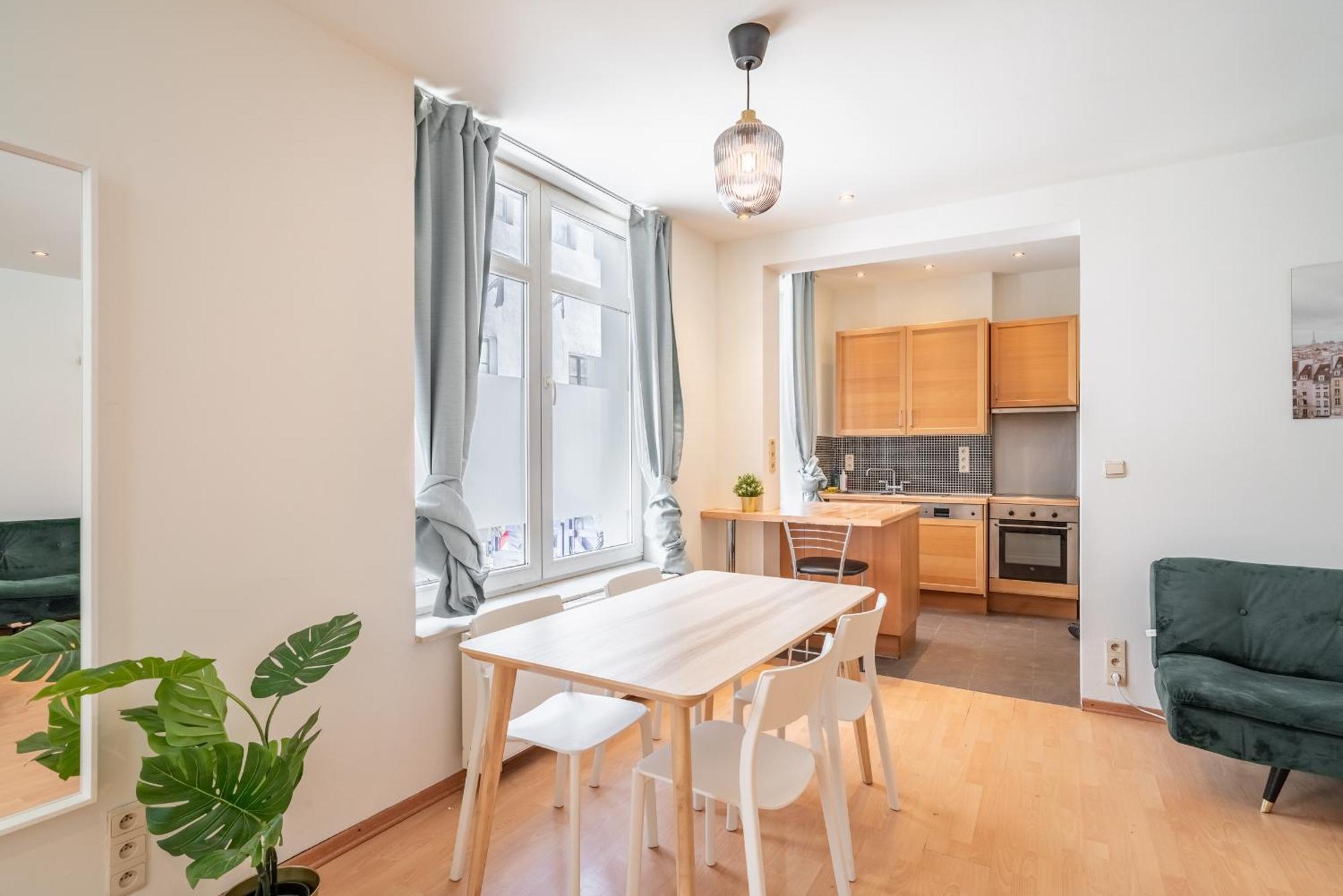 Authentic Apartments In The Center Of أنتويرب المظهر الخارجي الصورة